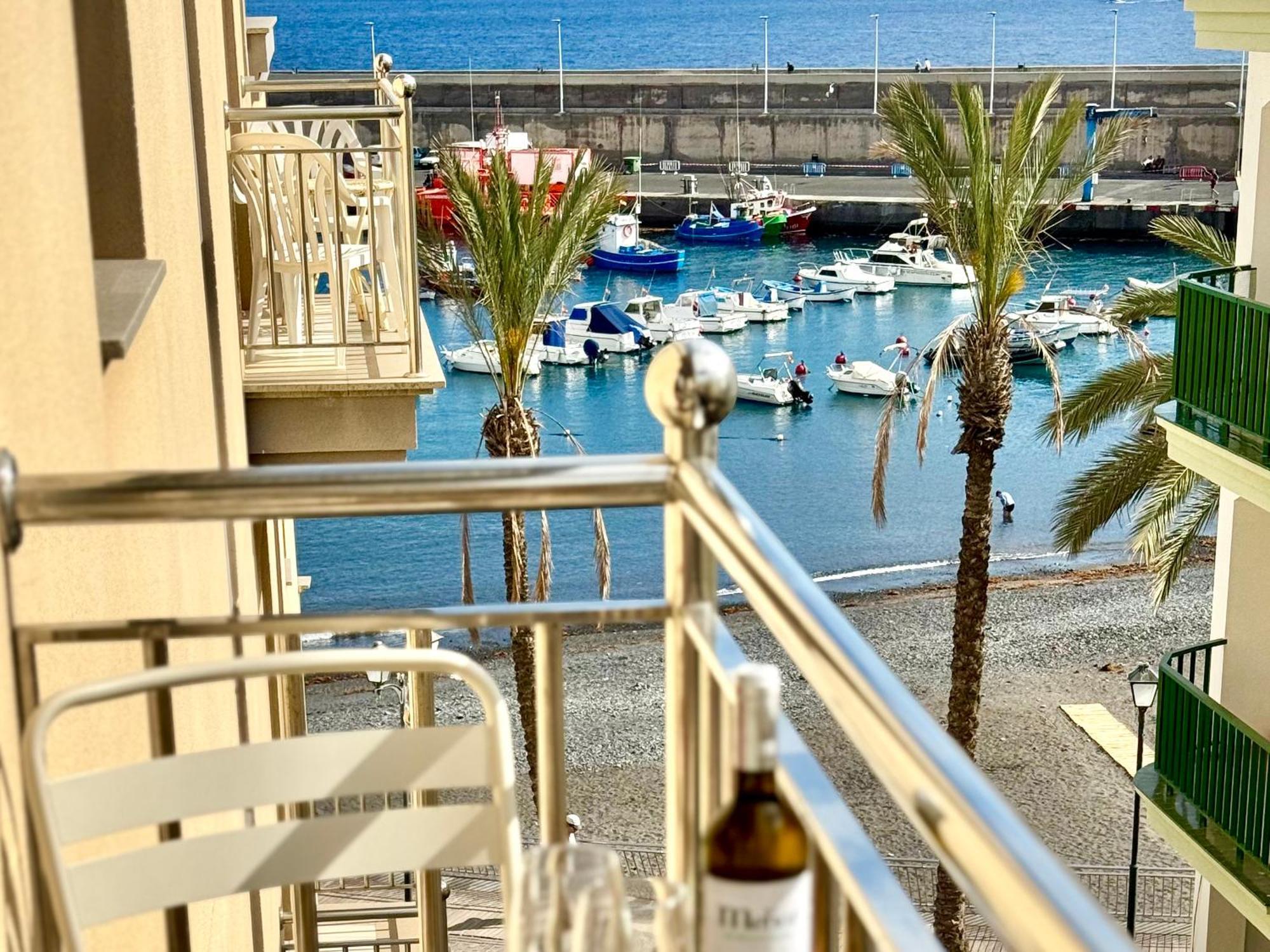 Number 5 At The Marina, Playa San Juan Beach Apartment Playa de San Juan (Tenerife)